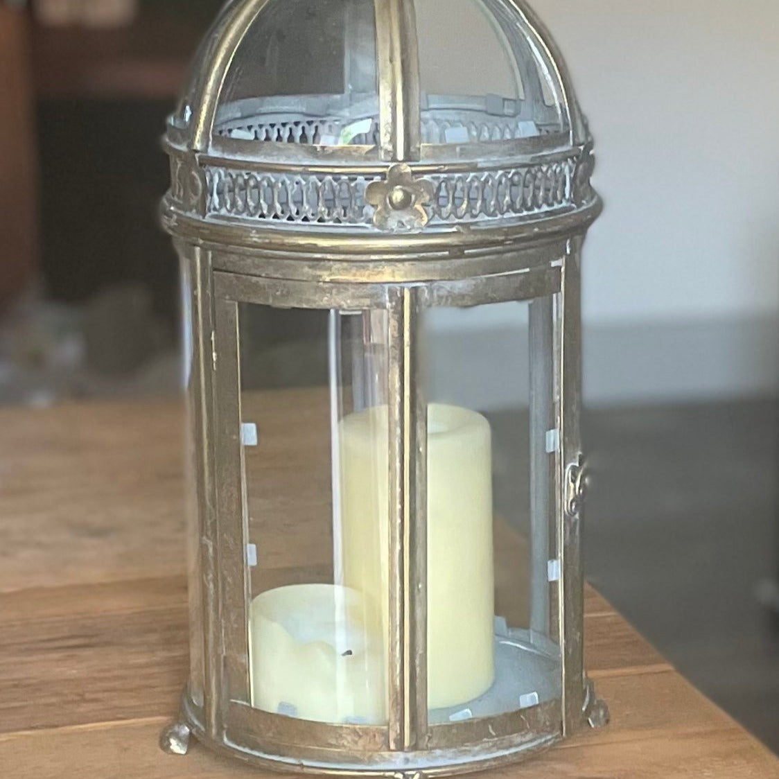 Ornate Glass Candle Lantern- Medium